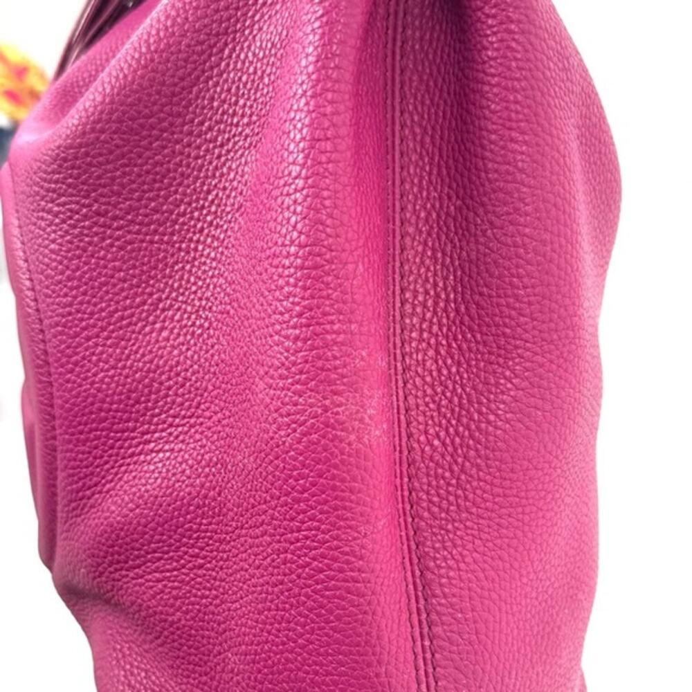 GUCCI Fuchsia Leather Soho w/tassel.Long strap and short strap/ 3 way bag. - Picture 12 of 14